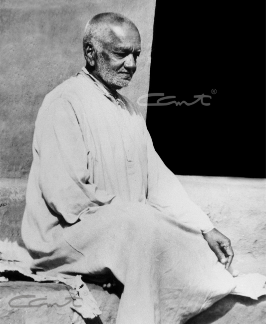 Swami Tapovanam sitting